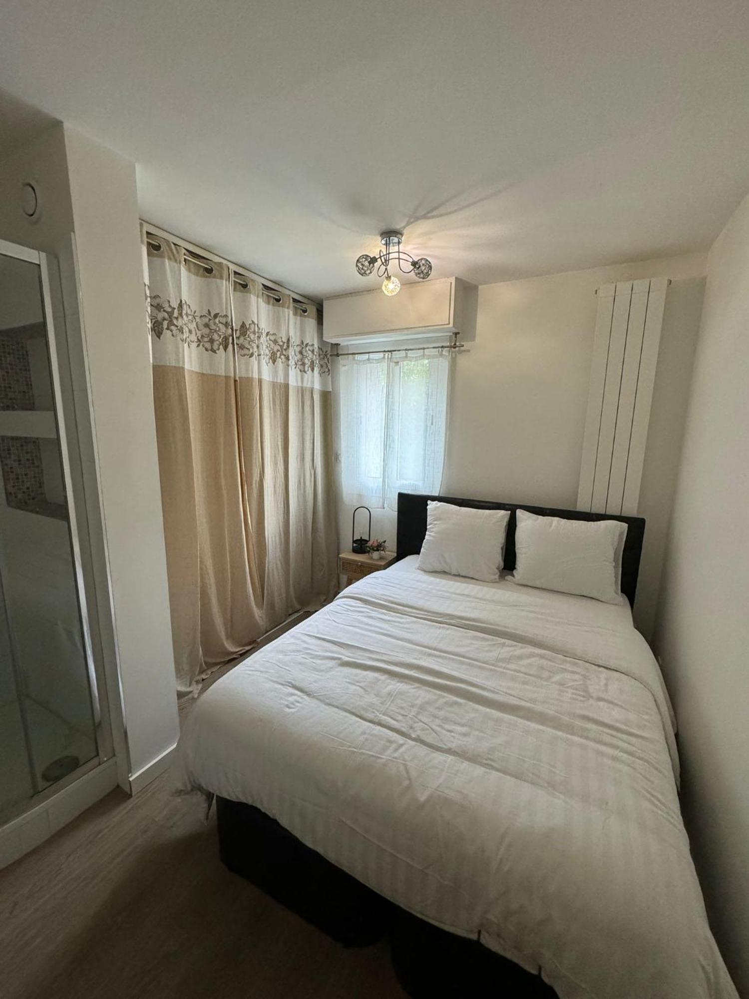 Appartement Plan Des 4 Seigneurs Монпелие Екстериор снимка